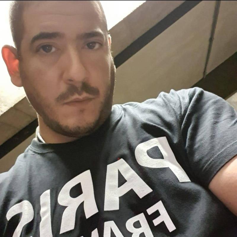 toniho 39 ans paris 20eme arrondissement