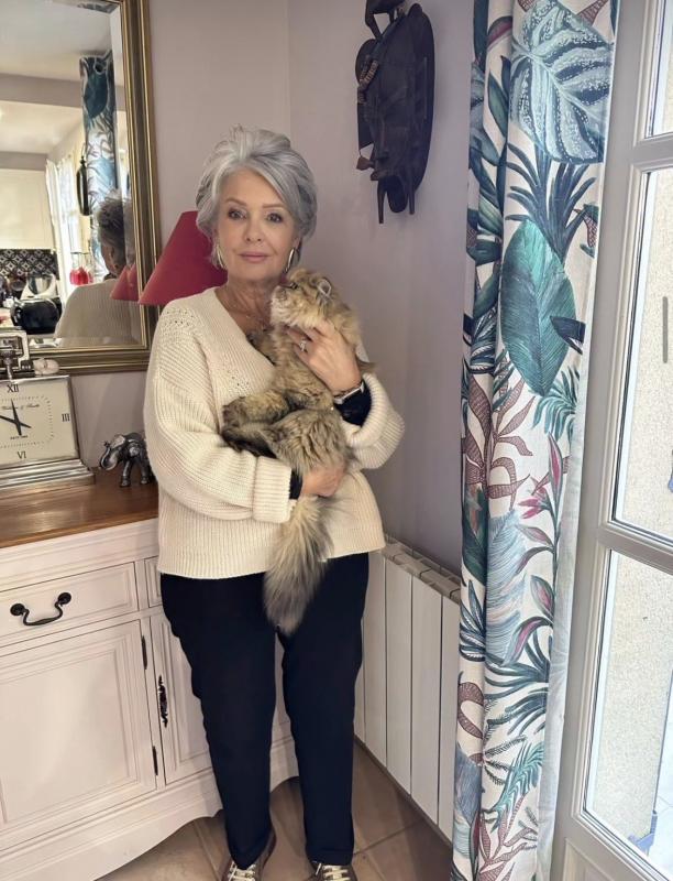 camille 65 ans Nantes