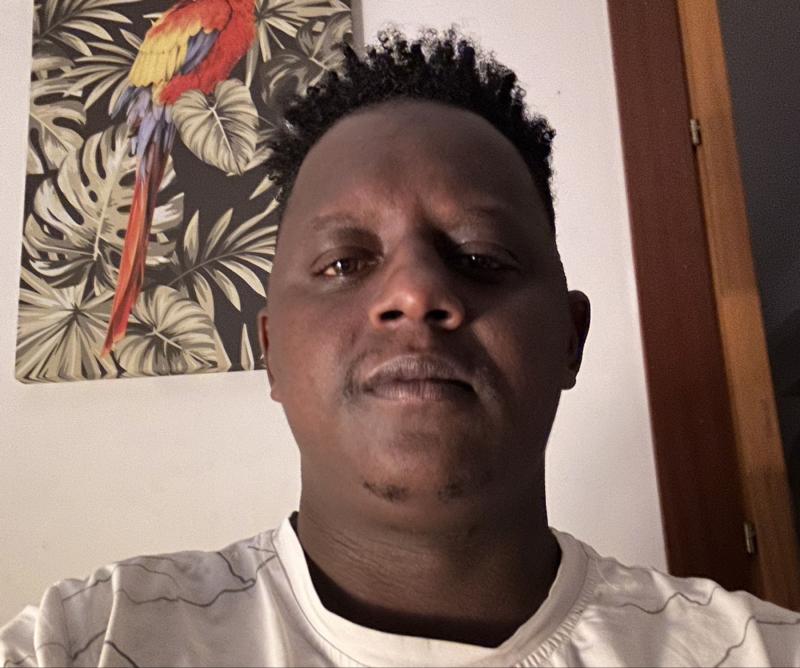 gabriel 24 ans Bayonne