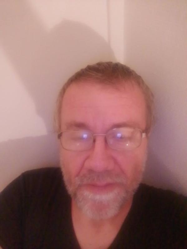 Yves 51 ans Cherbourg