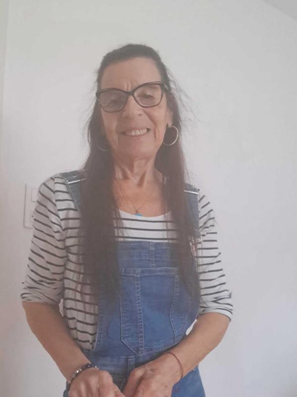 Marie  72 ans Montpon Ménestérol