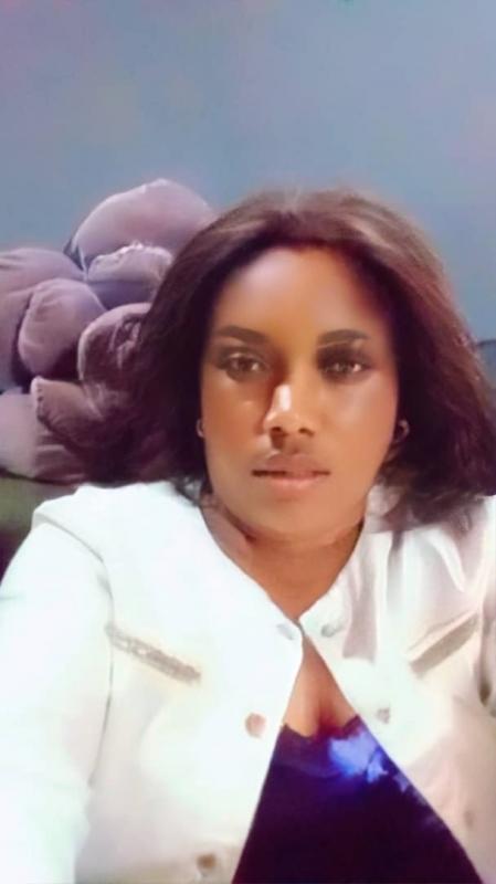 Augusta 44 ans Pont Sainte Maxence