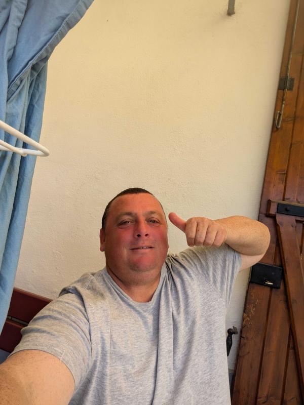 Le PTI  nico 42 ans Lesparre Médoc