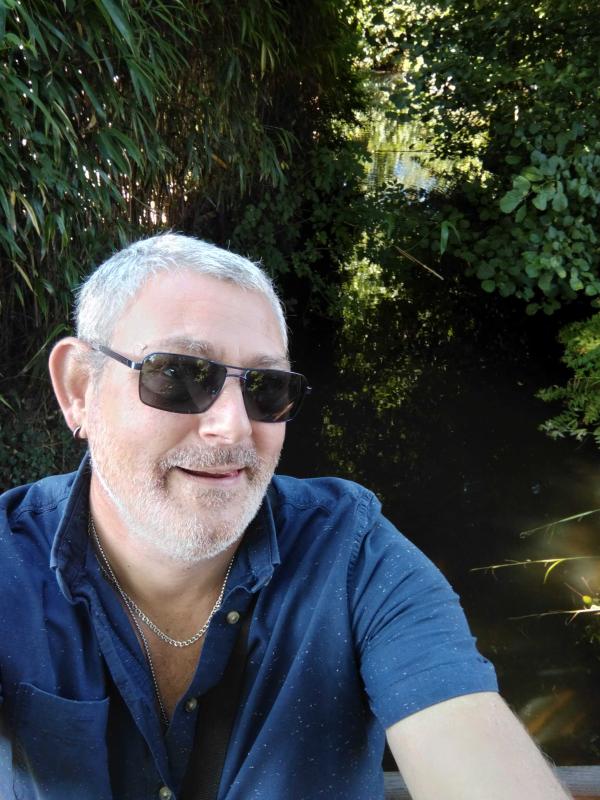 Stephs  47 ans Montreuil l'Argillé