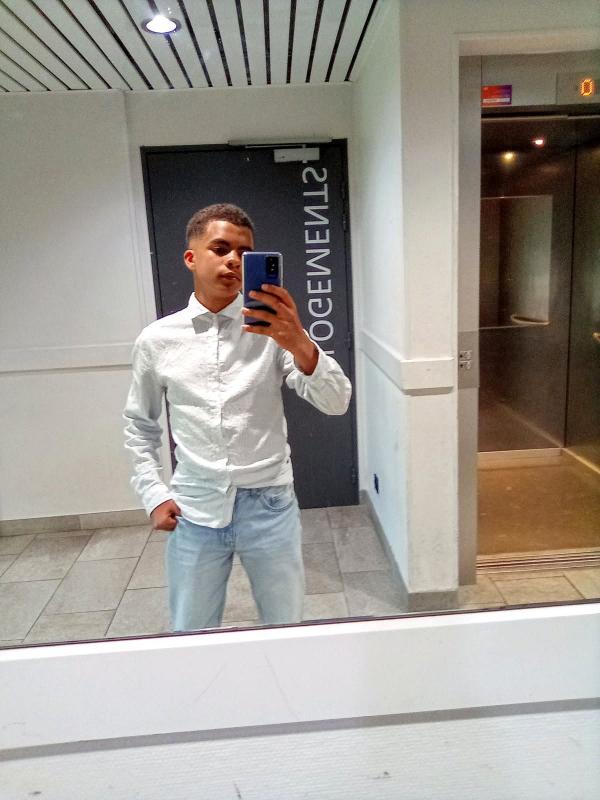 Valentino  18 ans Limoges