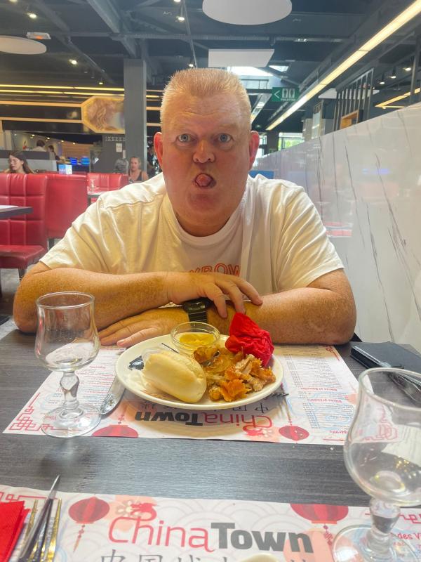 Gilles  53 ans Plouider