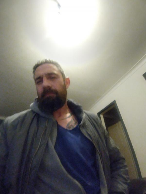 Zoren  44 ans Vannes