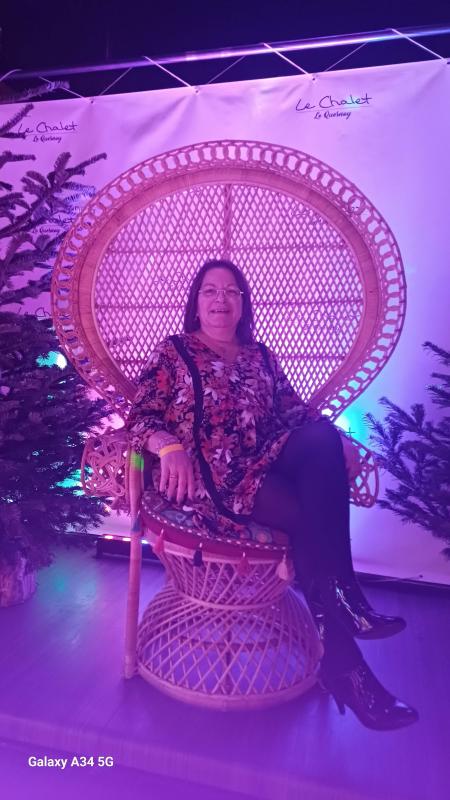 venuzia 66 ans Valenciennes