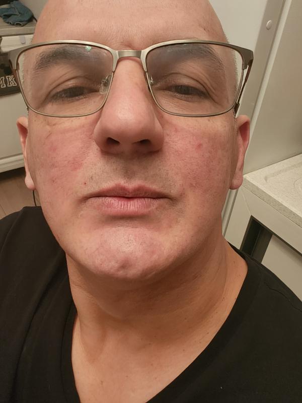 Zinou 55 ans Behuard