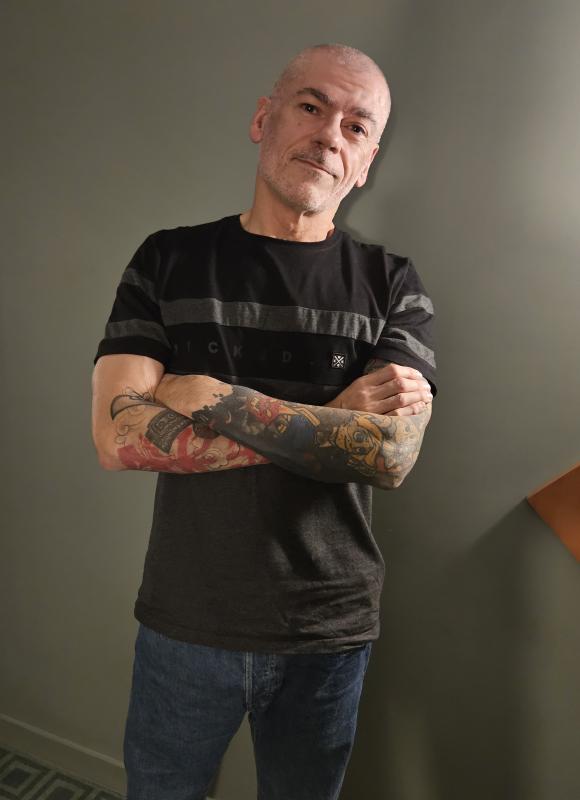 Yannick 53 ans Fosses