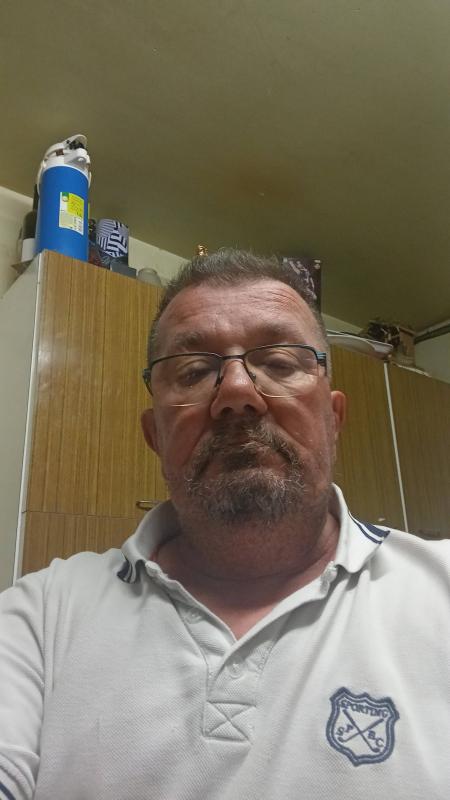 Alain 63 ans Charité sur Loire