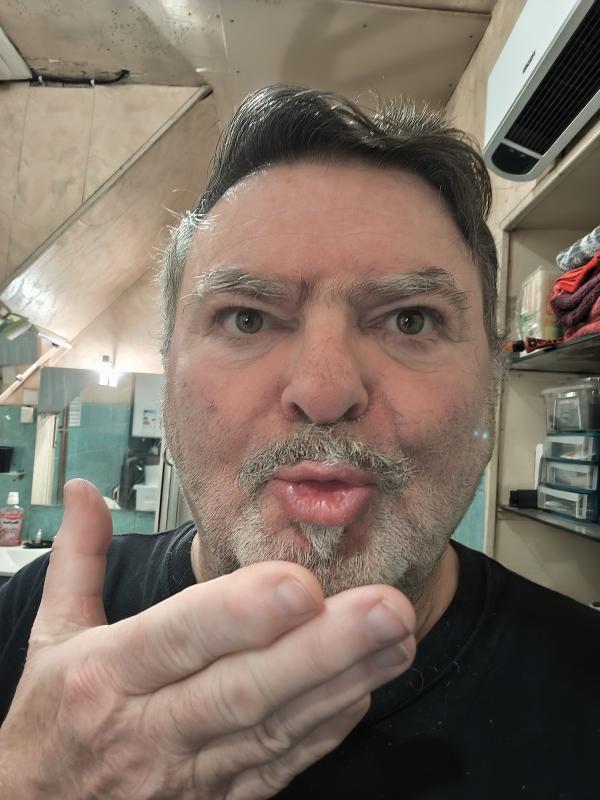 Olivier  70 ans Gondrecourt le Château