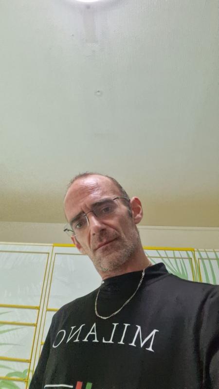 Diego 43 ans Sauvain