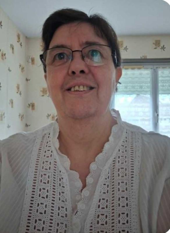 Annie 70 ans Ostricourt