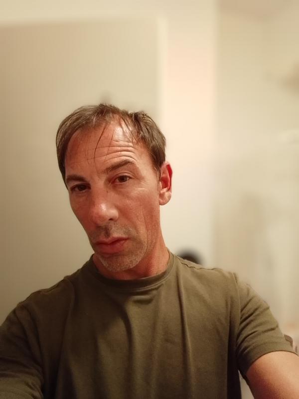 High search  47 ans Anglet