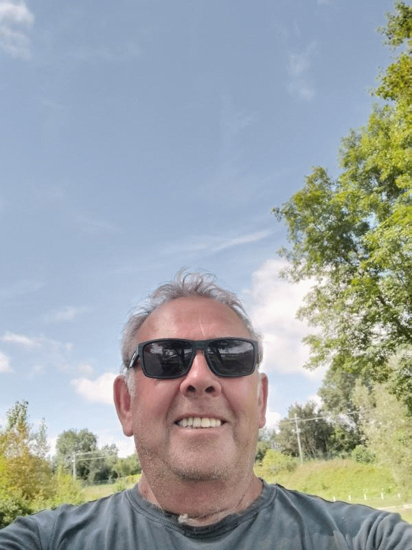 Éric 56 ans Châlons en Champagne