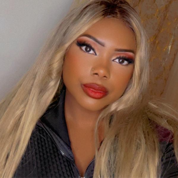 nana 28 ans Saint Sébastien sur Loire