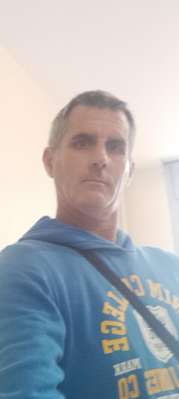 Stéphane  51 ans Lorient