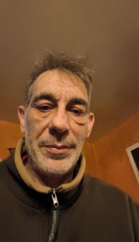 jean luc 56 ans Carhaix Plouguer