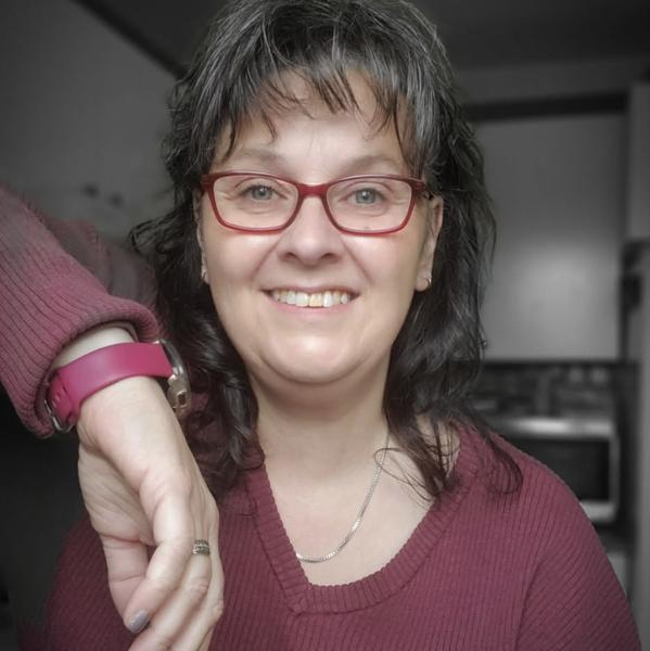 Martinez789 45 ans Sedan