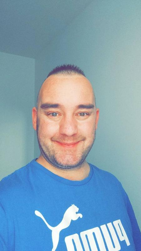 Cédric 37 ans Calonne Ricouart