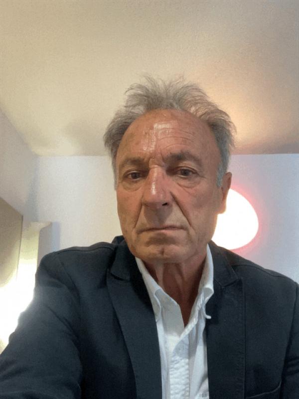 André 75 ans Charleville Mézières