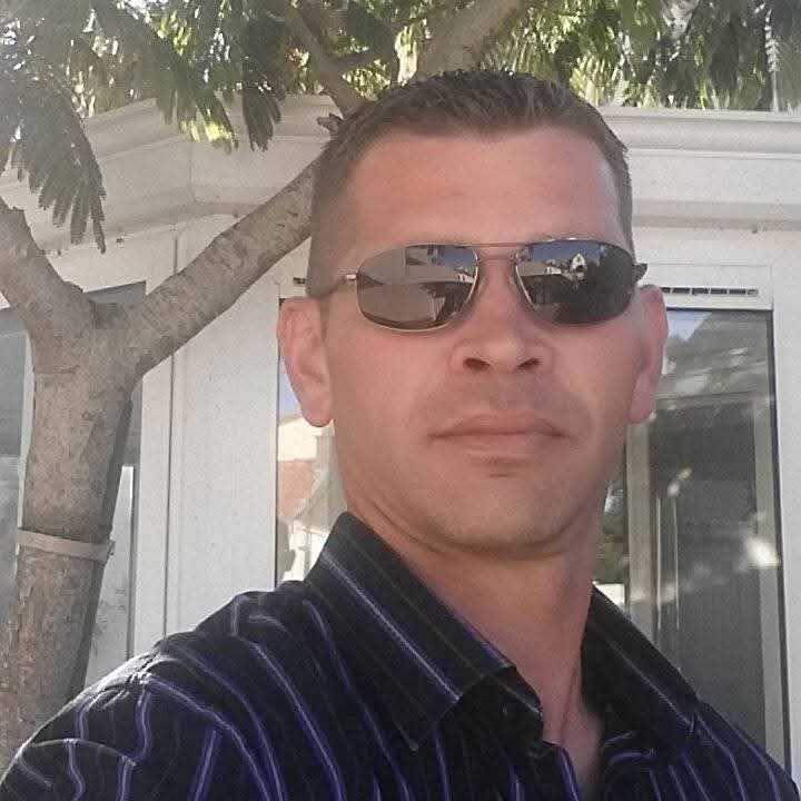 Gwen 47 ans Saint Père en Retz