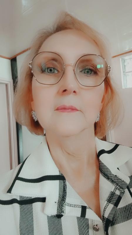 Dominique  68 ans Mortagne du Nord