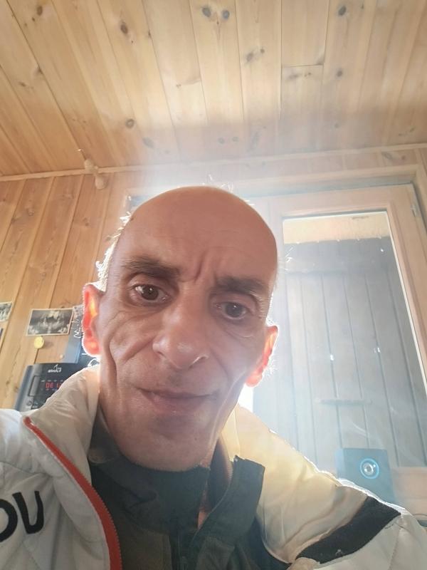 pierre 52 ans Ceillac