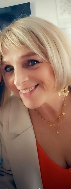 Sophie  60 ans Ivry la Bataille