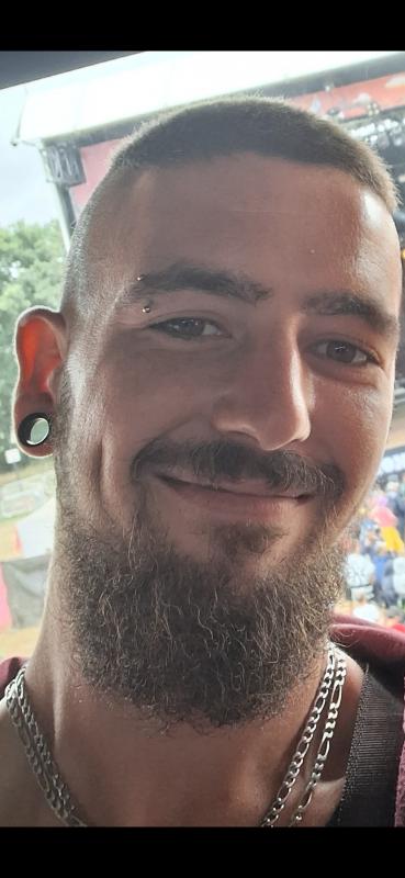 Ted 26 ans Châteaugiron