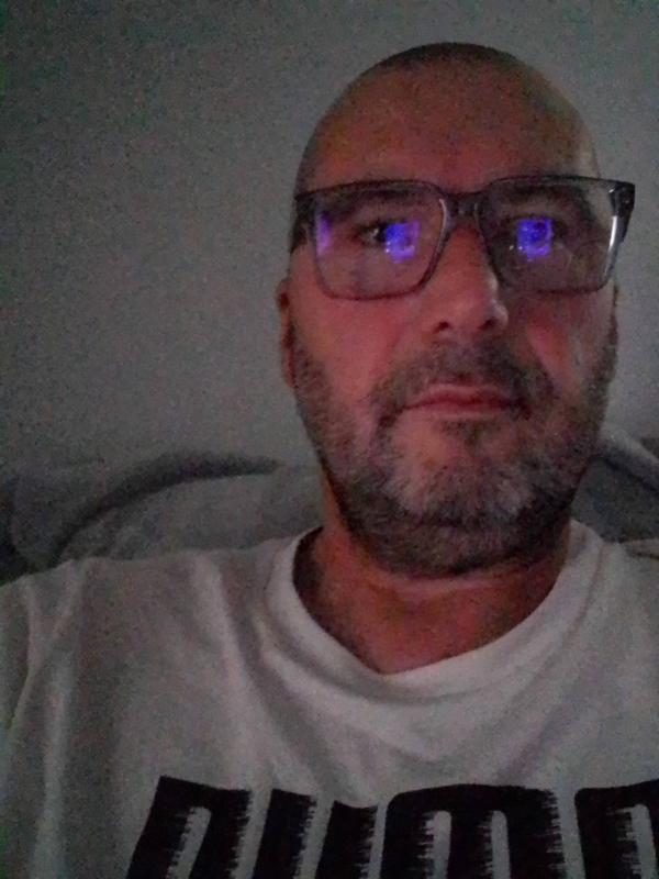 Éric 54 ans Brest