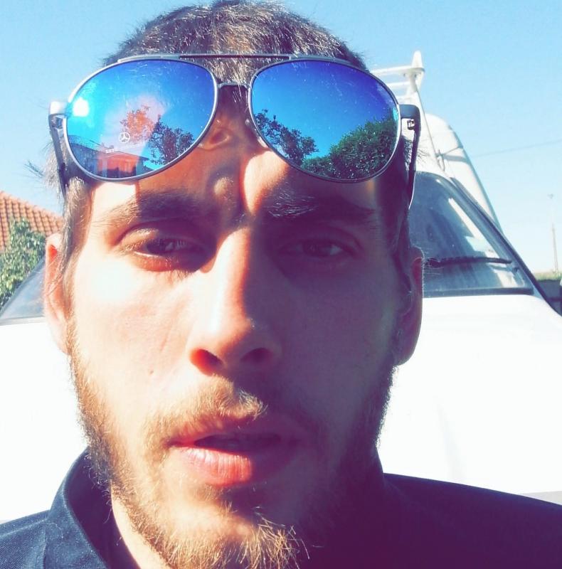 Jordan  31 ans Rongères