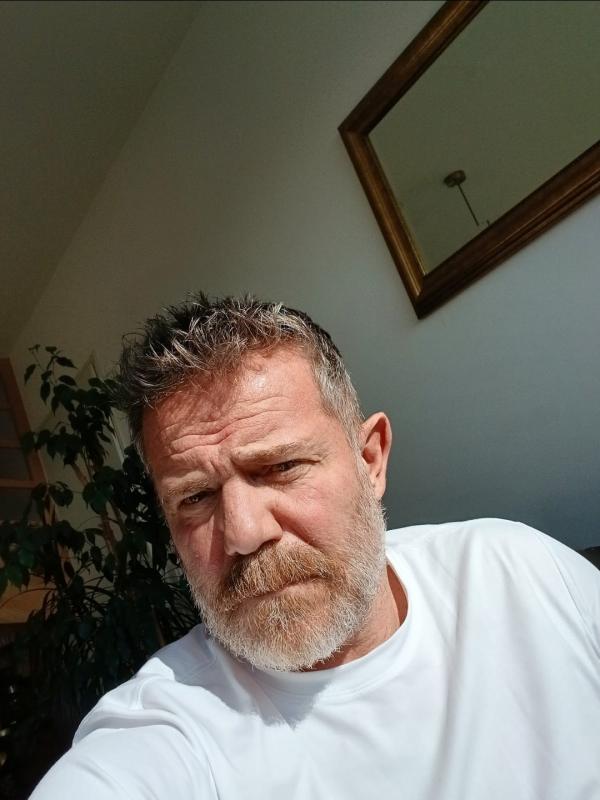 Laurent 53 ans Brest