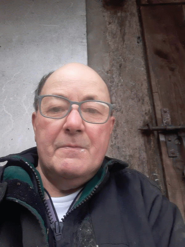 Guzzi  64 ans Sainte Eulalie en Born