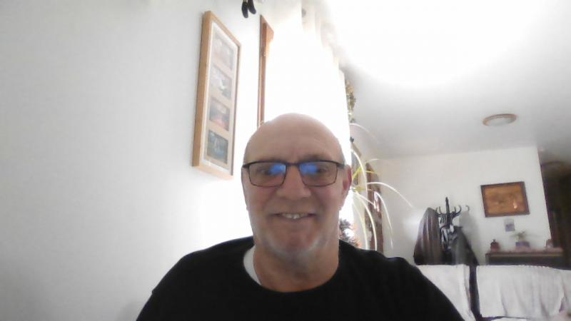 serge 69 ans Ambérieu en Bugey