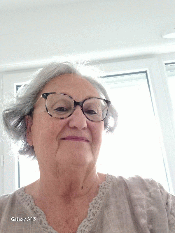 Ines 74 ans Marseillan