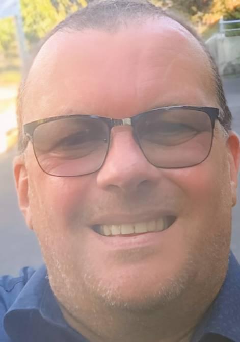 Emmanuel 56 ans Orgères