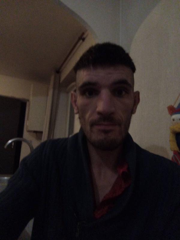 Nicolas 34 ans Saint Martin en Haut