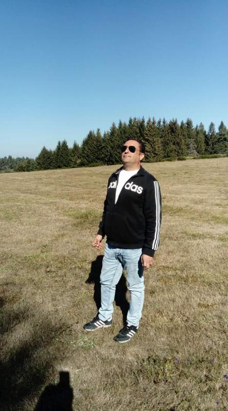 laurent 55 ans Garons