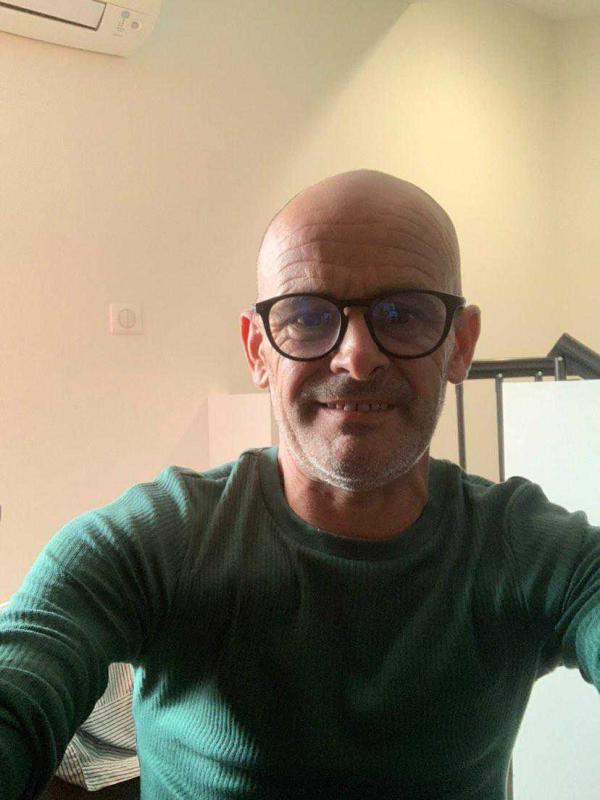 kinnou 53 ans Rochefort