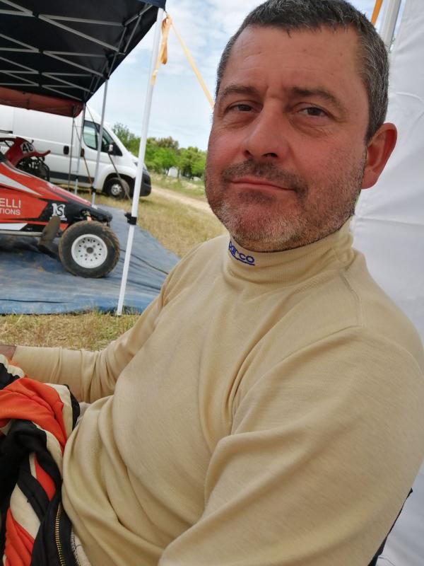 Alex  52 ans Annonay