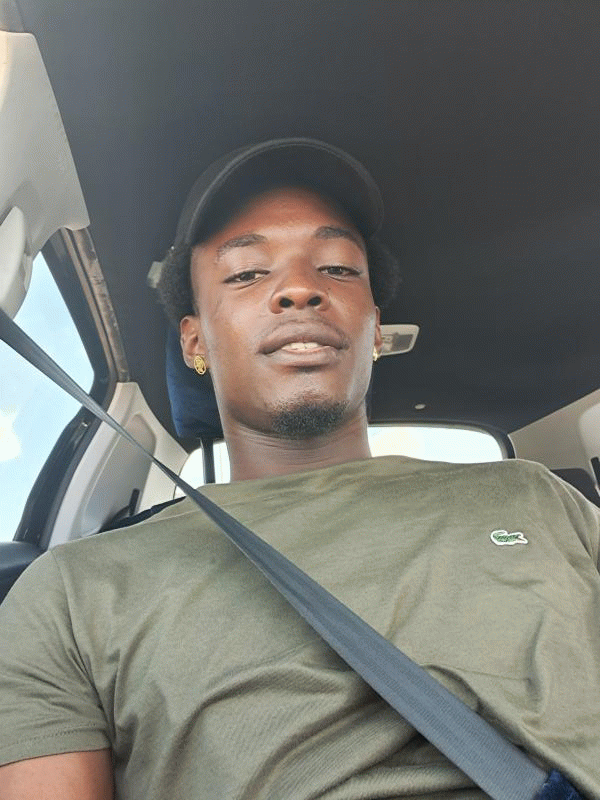 Jayson  26 ans Montpellier