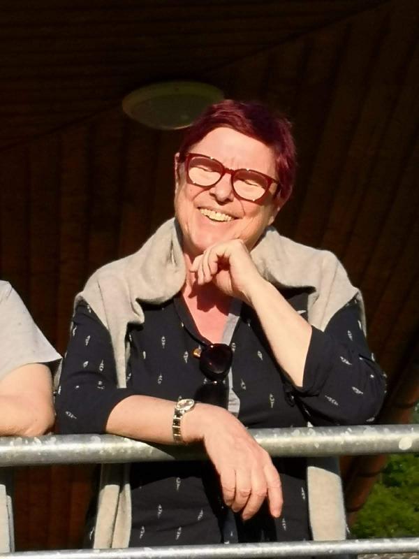 Hélène  74 ans Vaulx en Velin