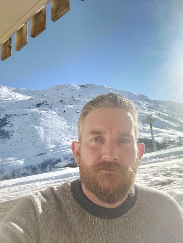 Nikko 39 ans Saint Jean de Belleville