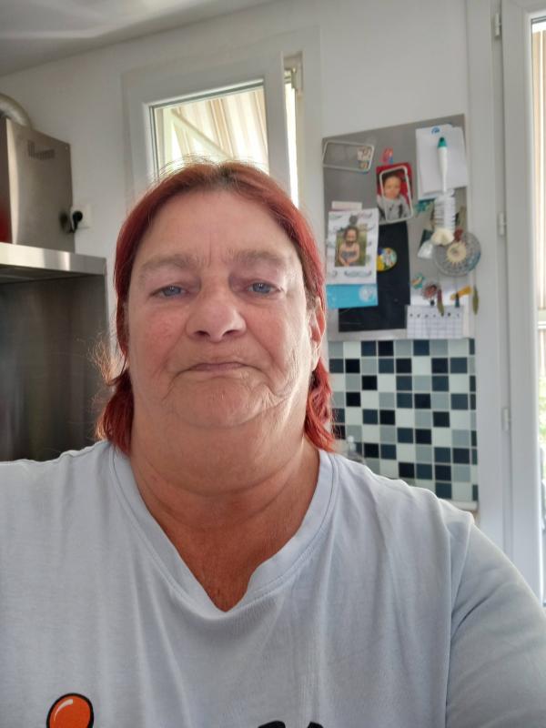 nathalie02 60 ans Saint Quentin