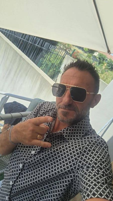 remu 46 ans Ménerbes