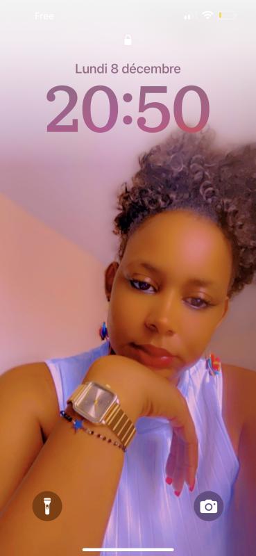 kira 34 ans Francheville