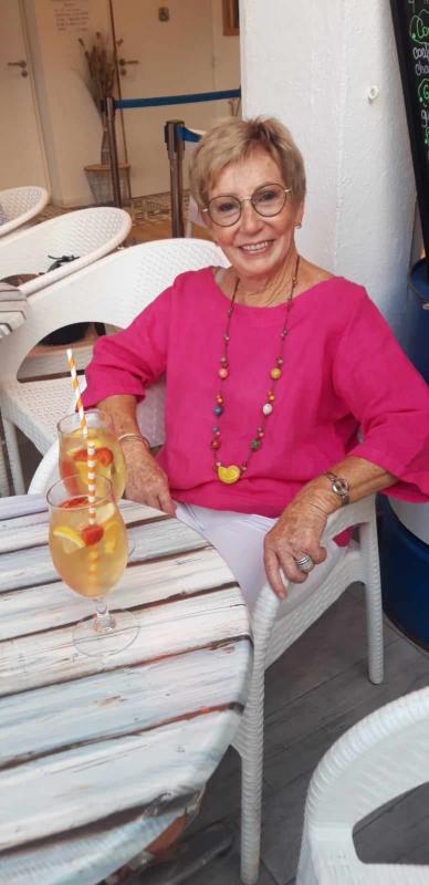 Léone  79 ans Agde