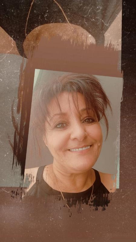 Khaina 59 ans Nîmes